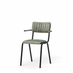 %new_title% = "Vintage Elegance Armchair - Tabilo Collection