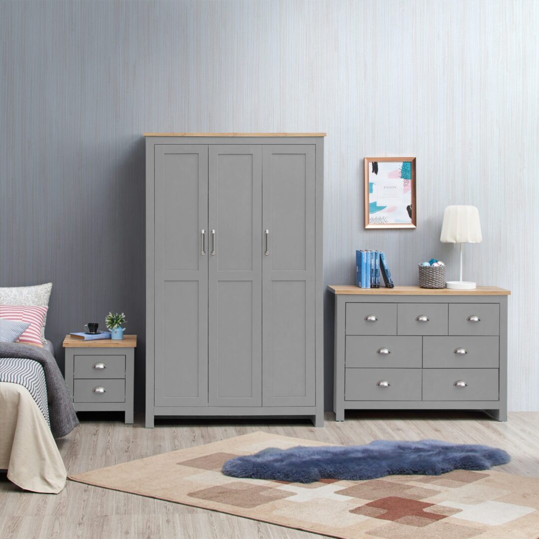 Cisnon Light Grey 3 Piece Set (3 Door Wardrobe