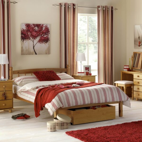 Flipwick Pine Bed 135Cm