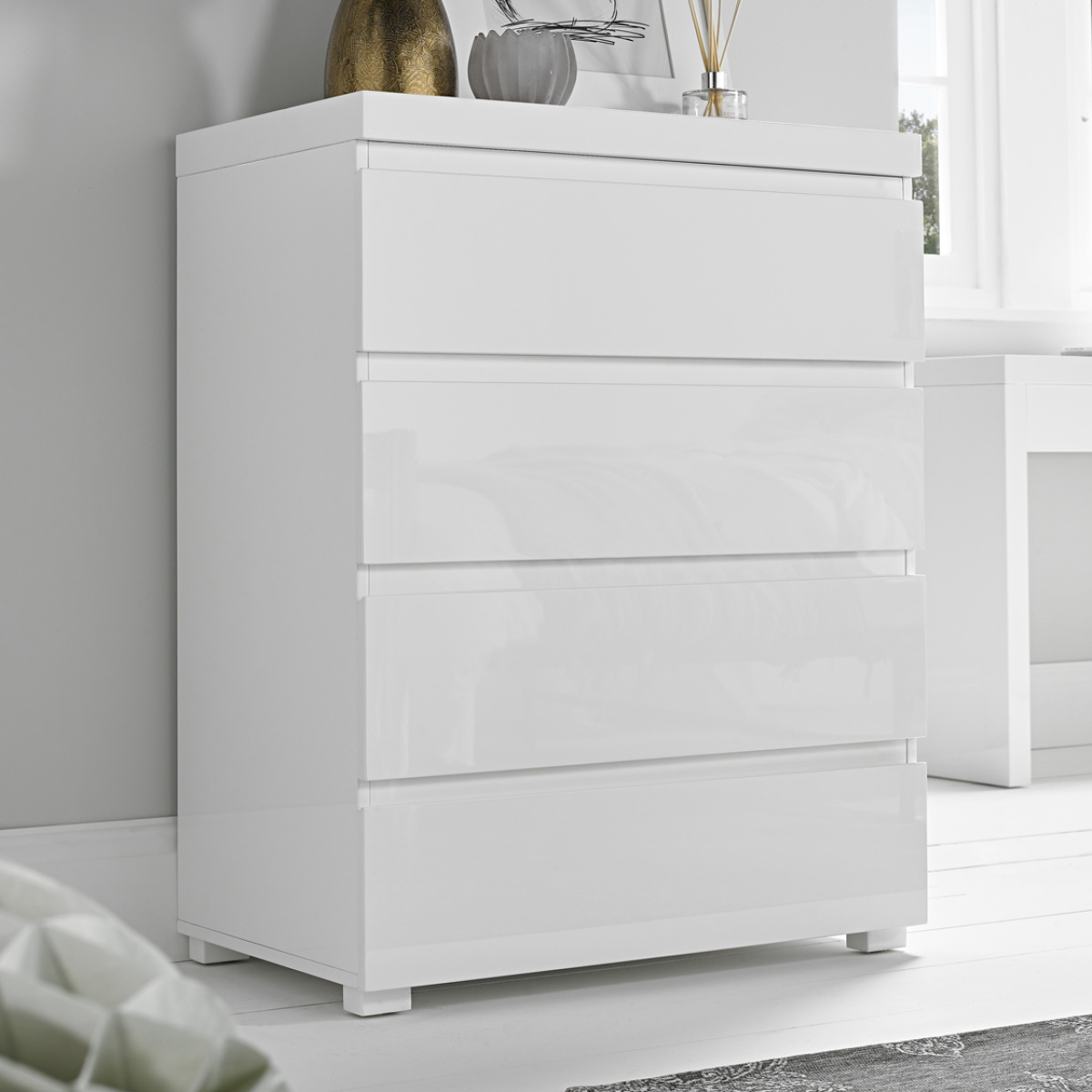 Manny 4 Drawer Chest White