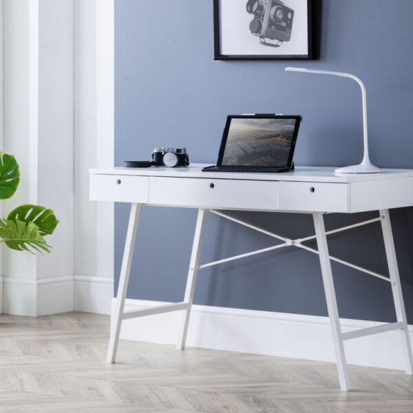trianon-white-desk-roomset